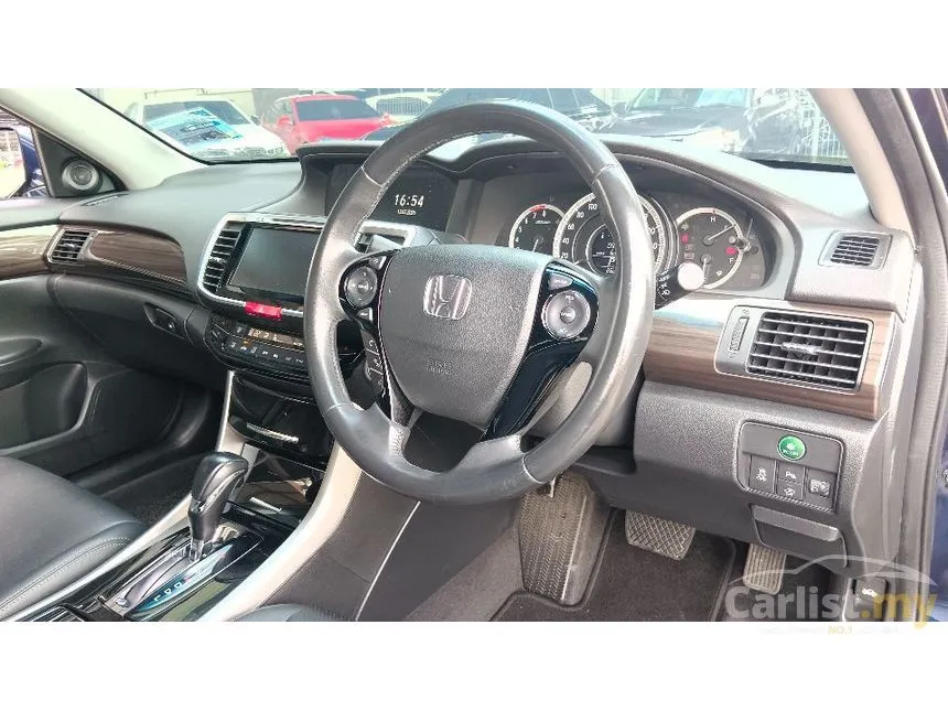 2016 Honda Accord VTi-L Sedan