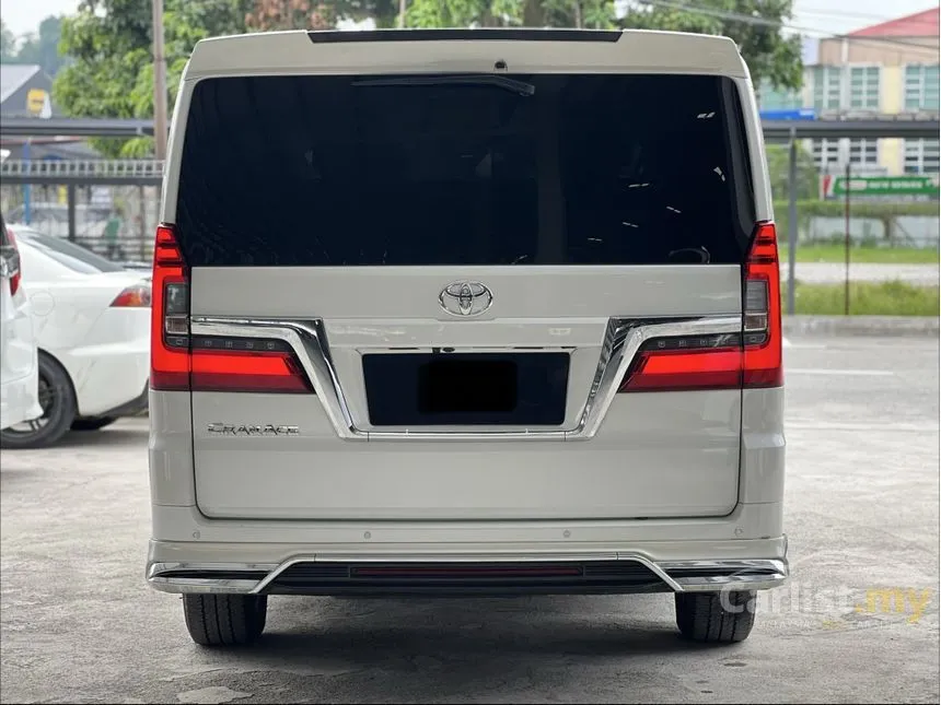 2022 Toyota Granace G MPV