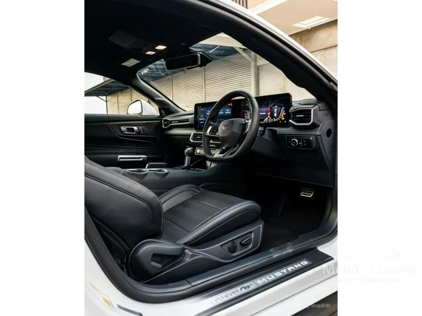 2024 Ford Mustang EcoBoost Fastback