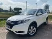 Used 2015 Honda HR-V 1.8 i-VTEC V SUV , FULL SERVICE RECORD , DAY LIGHT , PROJECTOR LIGHT , REVERSE CAMERA , SEMI LEATHER SEAT , (GOOD CONDITION) - Cars for sale