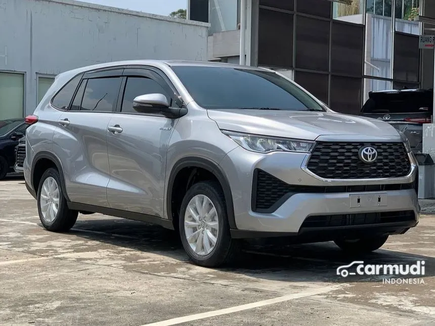 2025 Toyota Kijang Innova Zenix V HV (Non Premium Color) MPV