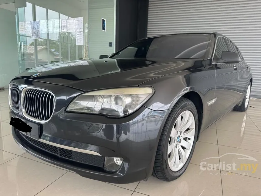 2012 BMW 730Li Sedan