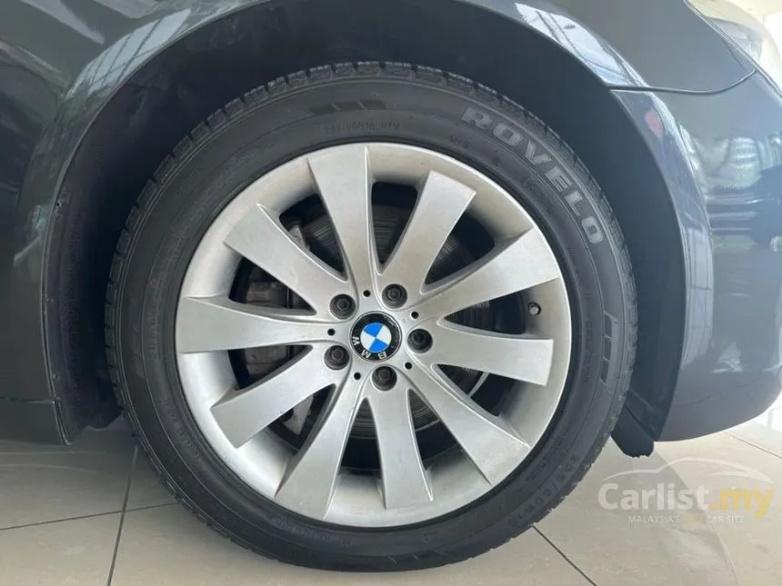 2012 BMW 730Li Sedan