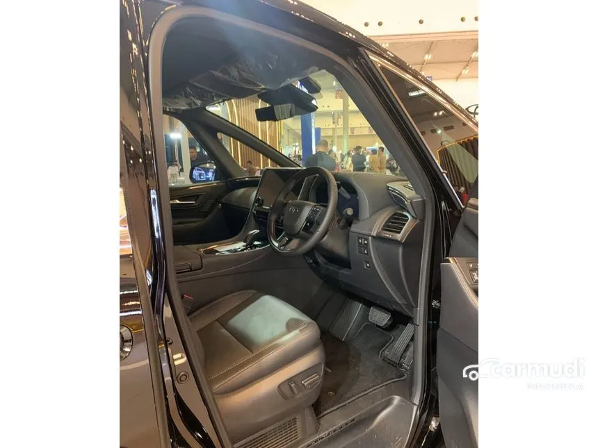 2025 Toyota Alphard HEV (Premium Color) MPV