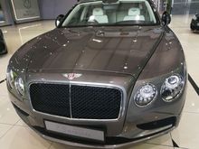 2016 Bentley Flying Spur 4.0 V8 Mulliner Sedan