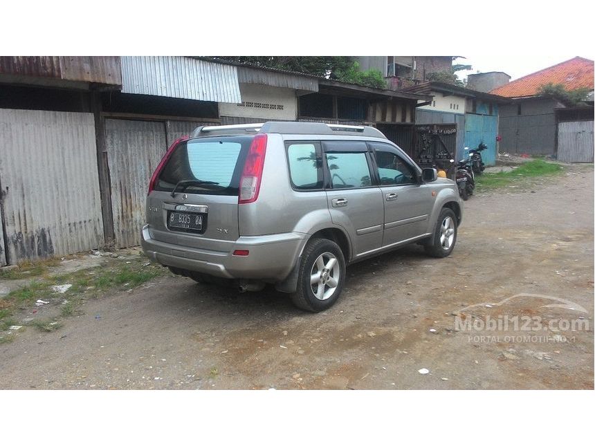 Jual Mobil Nissan X-Trail 2004 XT 2.5 di DKI Jakarta 