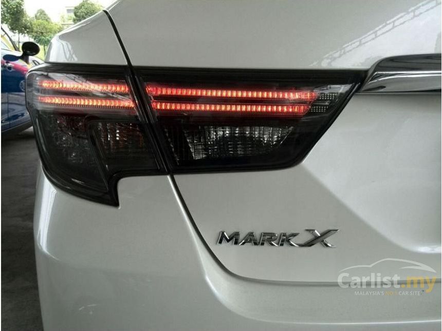 2013 Toyota Mark X