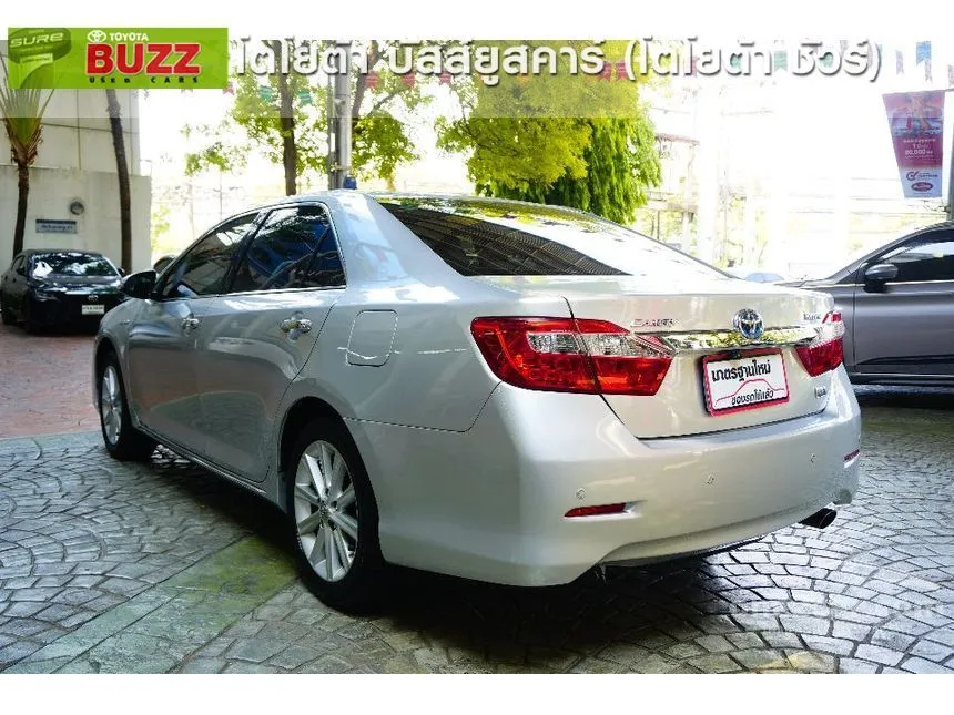 2012 Toyota CAMRY Hybrid Sedan