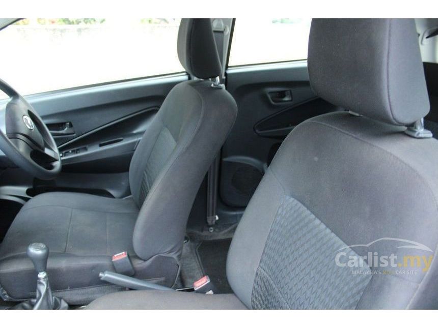 Perodua Axia 2016 E 1.0 in Johor Manual Hatchback Silver 