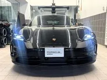 2025 UNREGISTER Porsche Taycan 0.0 Performance Battery 4-seat 1 Owner Sports Chrono Package, 19-inch Taycan S aero wheels (Incoming)