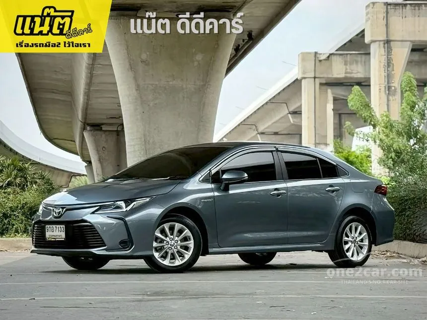 2020 Toyota Corolla Altis Hybrid Mid Sedan