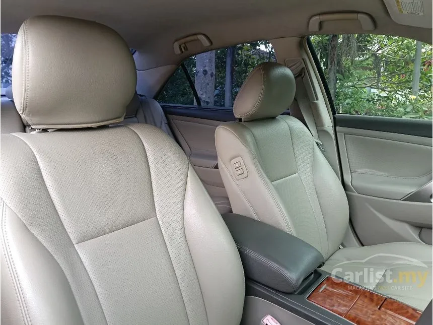 2008 Toyota Camry V Sedan