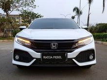 2019 Honda Civic 1,5 E Hatchback Mobil SECOND RASA BARU