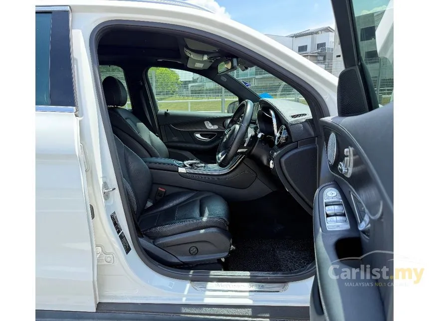 2017 Mercedes-Benz GLC250 4MATIC AMG Line SUV