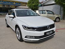 2019 Volkswagen Passat 2.0 380 TSI Highline Sedan PRE REGISTER BY VW