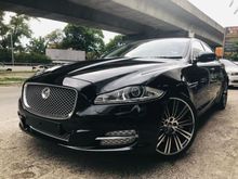 JAGUAR XJL 5.0 1 YEAR WARRANTY 2013,SMOOTH ENGINE GEAR BOX,REVERSE CAMERA,SPORT RIMS WORTH 12K,3 DVD PLAYERS,PANAROMIC ROOF,ONE DATO OWNER