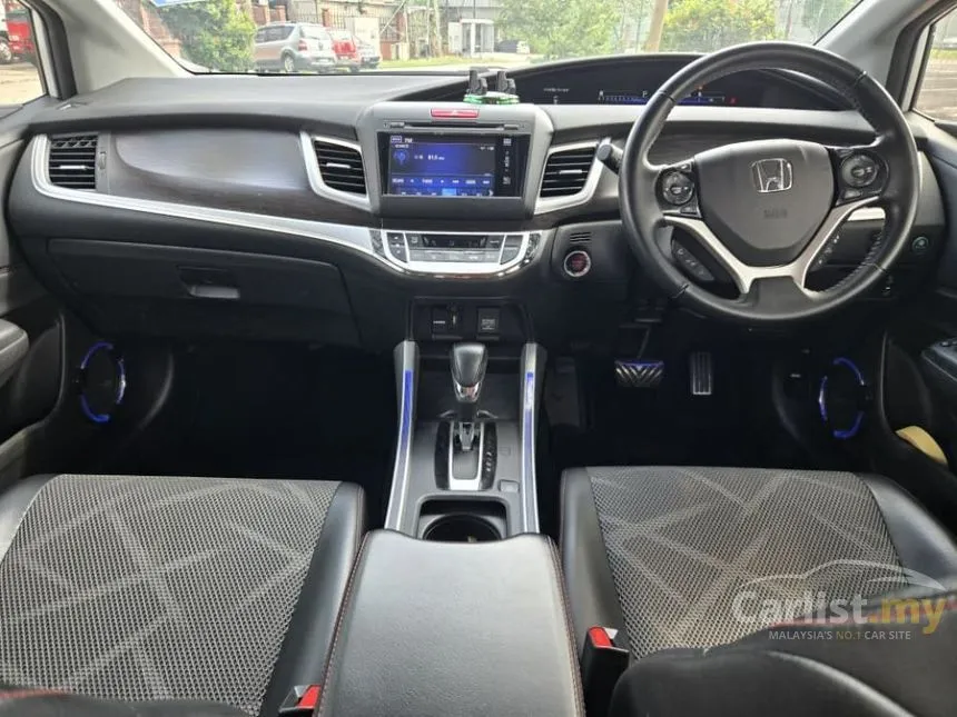 2016 Honda Jade RS MPV
