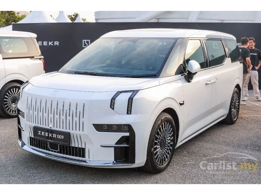 2025 Zeekr 009 Luxury MPV