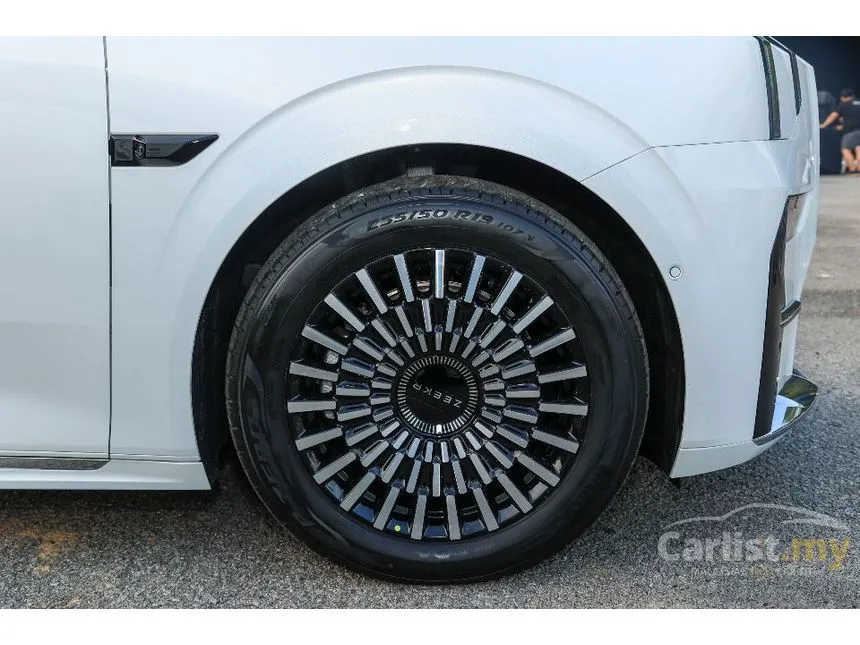 2025 Zeekr 009 Luxury MPV