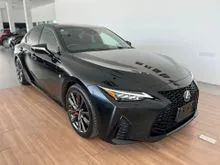 2022 Lexus IS 300 2.0 F Sport Mode Black Glitter - Black Leather Seat - Sunroof - 360 Camera - BSM - Orange Caliper 6 Year Unlimited Mileage Warranty