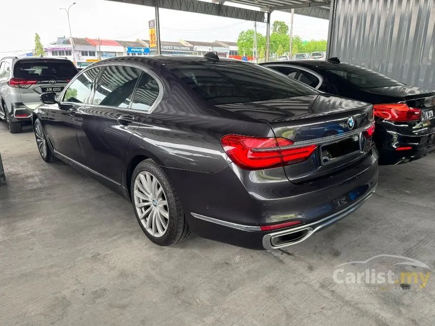 2016 BMW 730Li Sedan