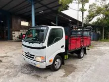 Unregistered 10 Kaki Toyota KDY231 ( AUTO ) Wooden Cargo With Steel Pagar For Sell