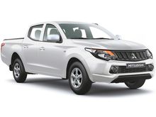 2017 Mitsubishi Triton 2.5 Quest Pickup Truck Rebet 8K + iPhone8 (GST 0%)