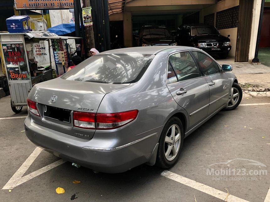  Jual  Mobil Honda Accord  2006 VTi L 2 4 di Jawa Barat 