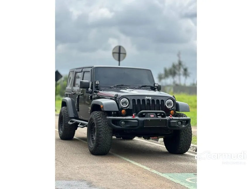 2014 Jeep Wrangler Sahara Unlimited 4 Door SUV