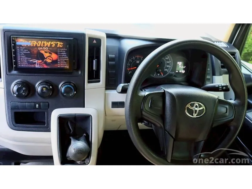 2019 Toyota HIACE GL Van
