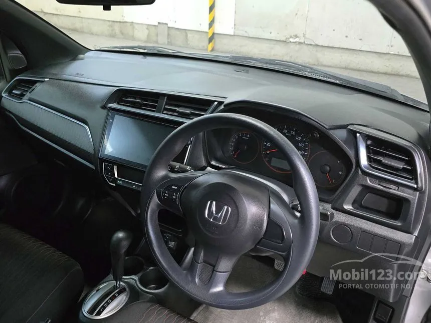2017 Honda Brio RS Hatchback