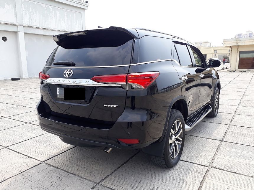 Jual Mobil  Toyota  Fortuner 2019 VRZ  2 4 di DKI Jakarta 