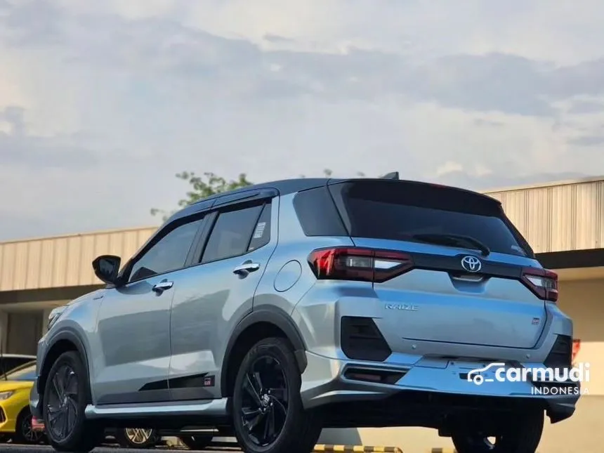 2025 Toyota Raize GR Sport (2 Tone) SUV