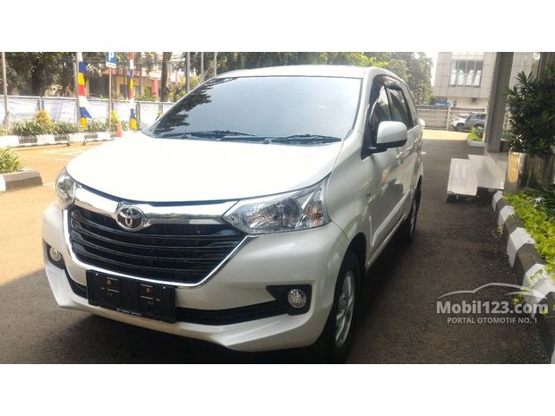 Mobil Bekas & Baru dijual di Indonesia - Dari 230.403 