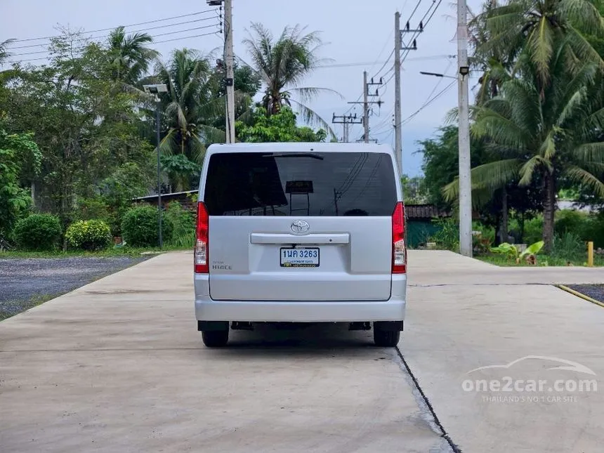 2021 Toyota HIACE GL Van