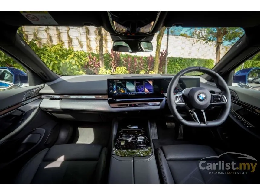 2026 BMW 530i M Sport Sedan