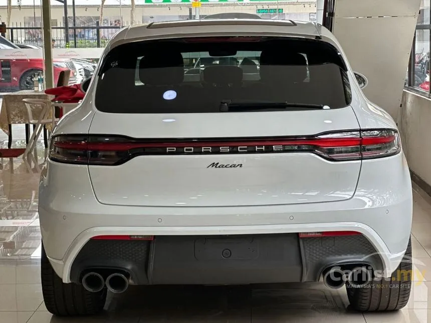 2022 Porsche Macan SUV