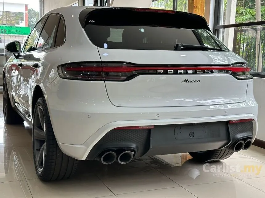2022 Porsche Macan SUV