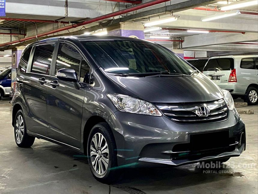 Honda freed 2013