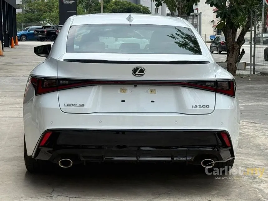2021 Lexus IS 300 F Sport Sedan