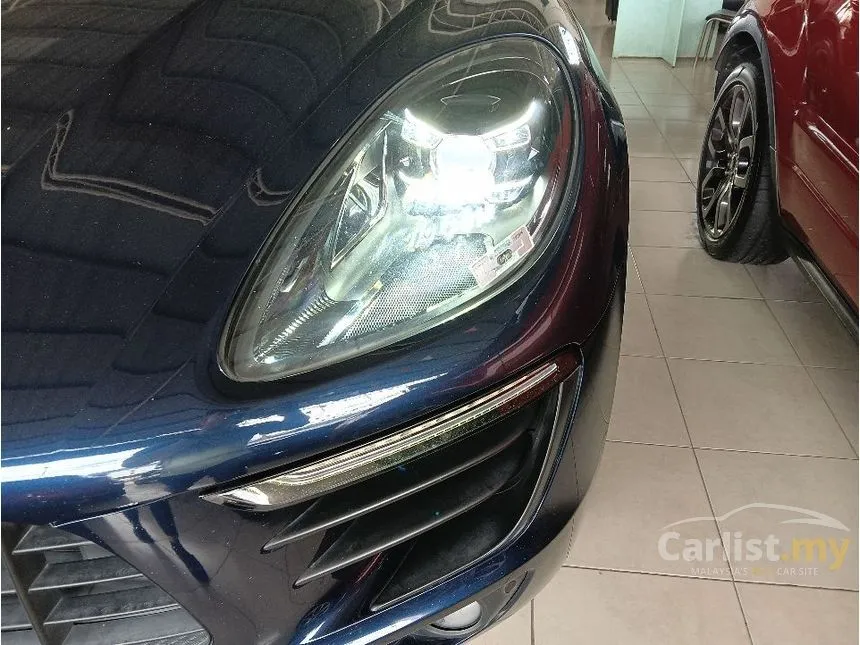 2018 Porsche Macan SUV