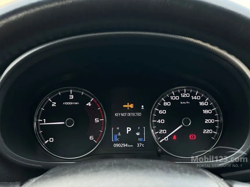 2019 Mitsubishi Pajero Sport Dakar 4X2 SUV