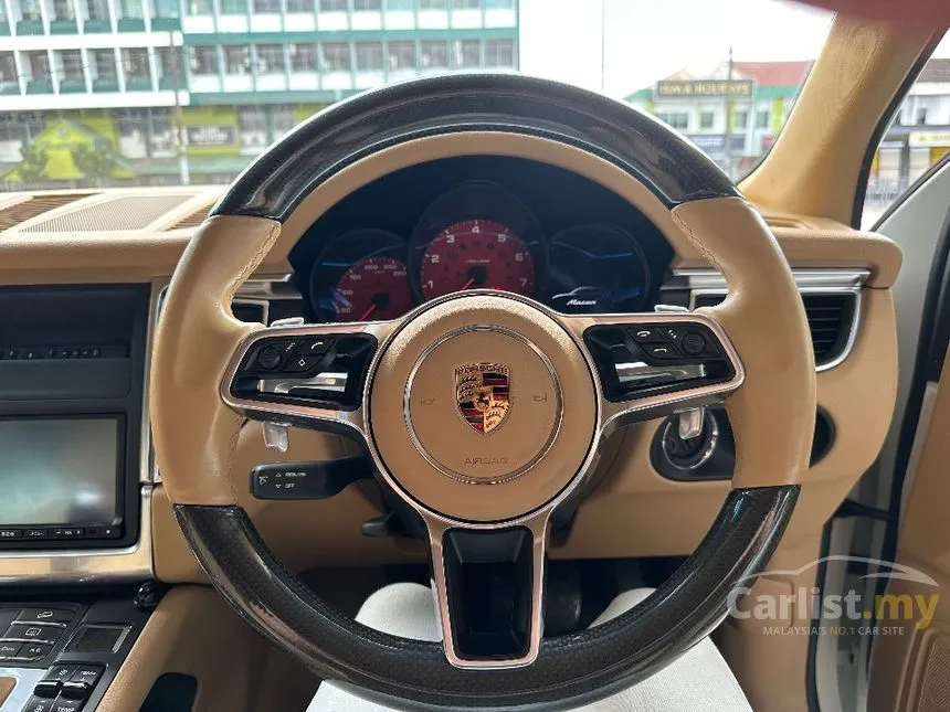 2016 Porsche Macan SUV