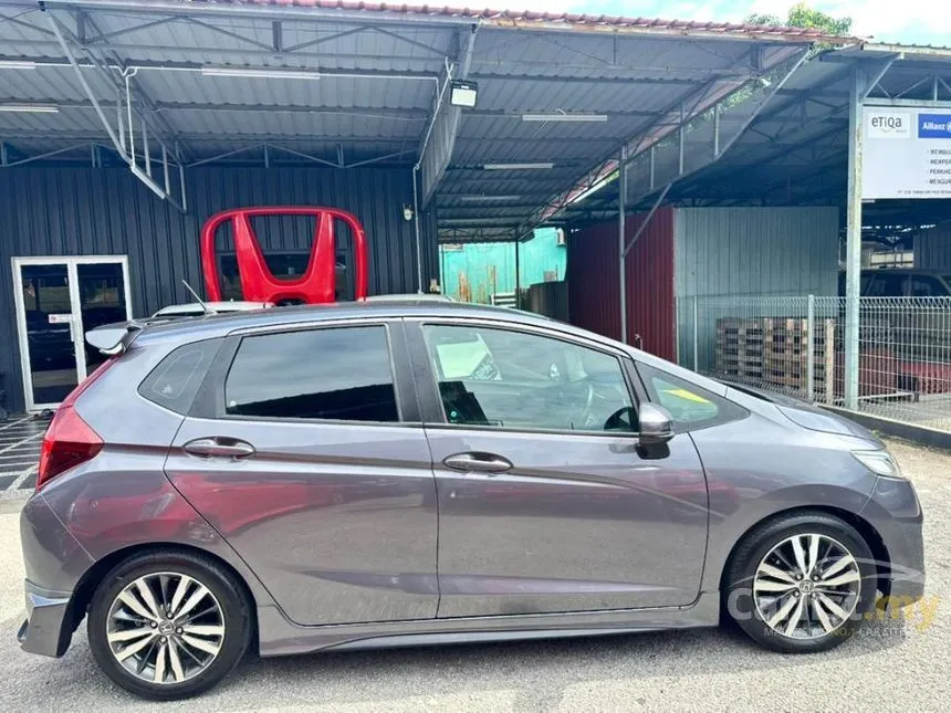 2016 Honda Jazz V Hatchback