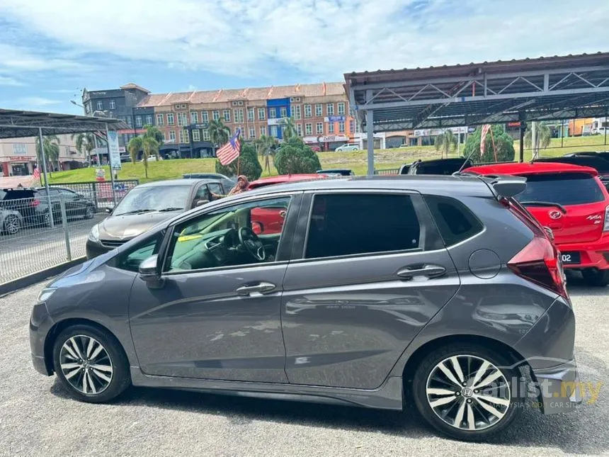 2016 Honda Jazz V Hatchback