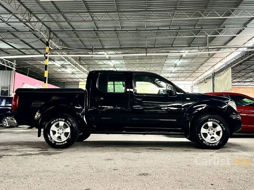 2013 Nissan Navara LE Dual Cab Pickup Truck