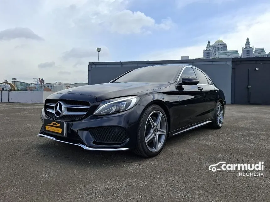 2018 Mercedes-Benz C200 AMG Sedan