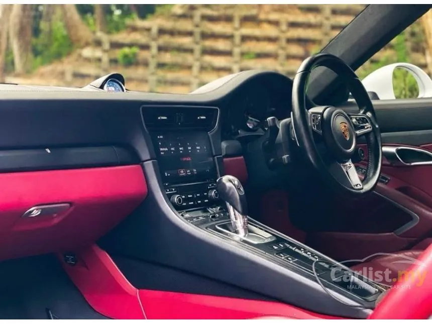 2018 Porsche 911 Carrera GTS Coupe