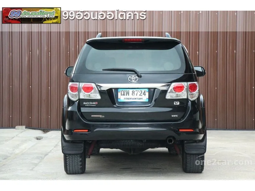 2012 Toyota FORTUNER V SUV