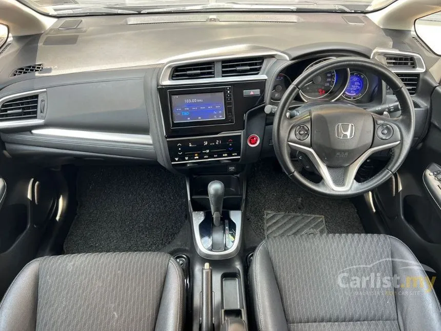 2021 Honda Jazz V Hatchback